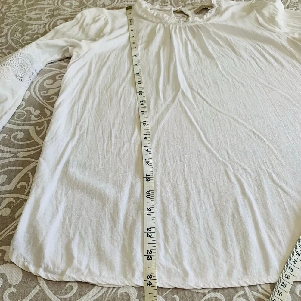 Loft Blouse Women XS White Lace Embroidery Vintage Look Cutout Classic Academia